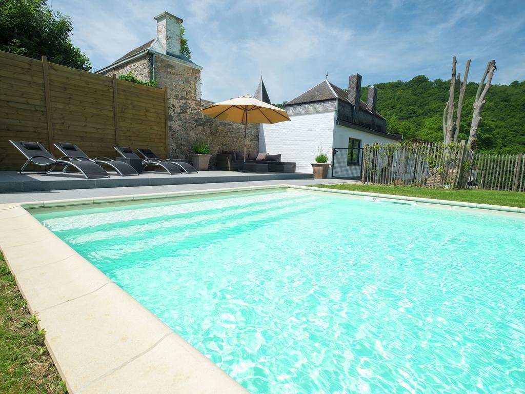 Villa Modern Mansion In Hasti Re Par Del With Pool Hastiere-par-dela Exterior foto